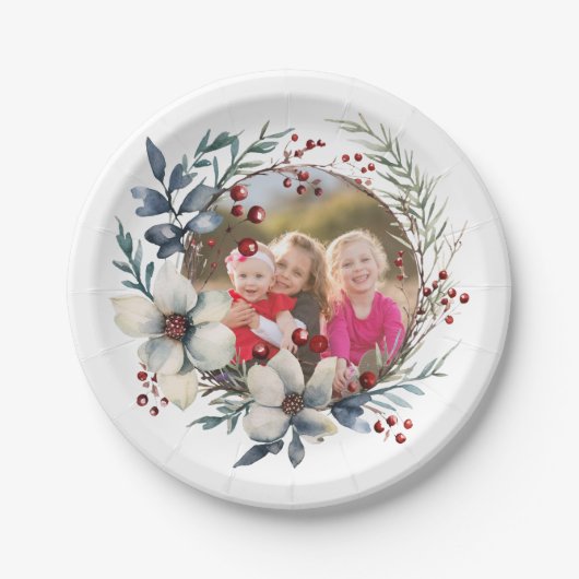 Kerstkrans, witte bloemen, rode bessen foto papieren bordje (Voorkant)