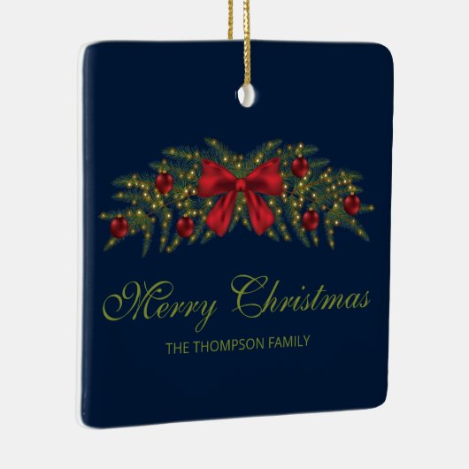 Kerstland met een rode buik en Baubles Keramisch Ornament (Rechts)