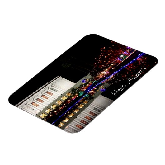 Kerstlichten bij de tempel magneet (Linkerzijde)