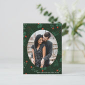 Kerstliefde Couple Foto Chic Green Mistletoe Briefkaart (Staand voorkant)