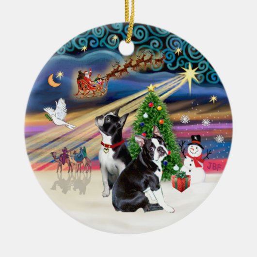 Kerstmagie- Boston Terriers (twee) Keramisch Ornament (Voorkant)