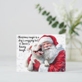 Kerstmagie is de kwispelende staart van een hond e feestdagenkaart (Staand voorkant)