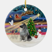 Kerstmagie - Keeshond Keramisch Ornament (Achterkant)