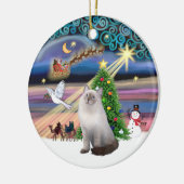 Kerstmagie -  Lapjeskat (blauw roomwit) Keramisch Ornament (Links)
