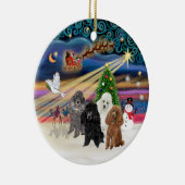 Kerstmagie - Poodles (VIER SPEELGOED) Keramisch Ornament (Rechts)