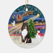 Kerstmagie - Shetland Sheepdog (tri) Keramisch Ornament (Links)
