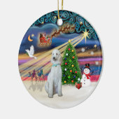 Kerstmagie - Standaardpoedel (crème/wit) Keramisch Ornament (Links)