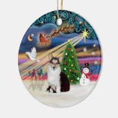 Kerstmagie - Welsh Corgi (driekleurig) Keramisch Ornament (Links)