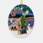 Kerstmagie - Yorkie 9 Keramisch Ornament (Rechts)