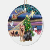Kerstmagie - Yorkie 9 Keramisch Ornament (Links)