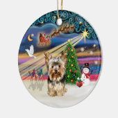 Kerstmagie - Yorkshire Terrier 17 Keramisch Ornament (Links)