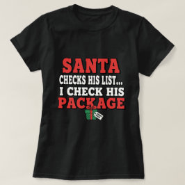 Kerstman controleert zijn lijst. Ik controleer zij T-shirt