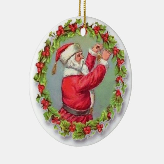  kerstman die een Wreath vastmaakt Keramisch Ornament (Rechts)