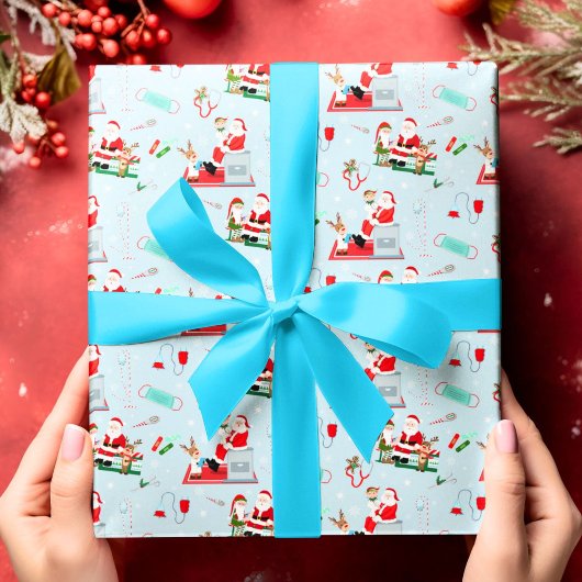 Kerstman Dokter met Kerstman Lichtblauw Cadeaupapier