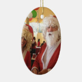 Kerstman en mevrouw Claus Kerstviering - Feestelij Keramisch Ornament (Rechts)