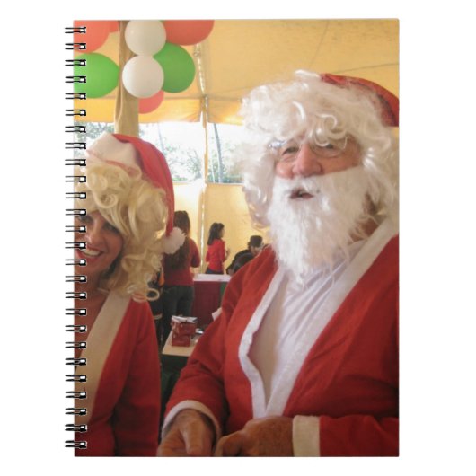 Kerstman en mevrouw Claus Kerstviering - Feestelij Notitieboek (Voorkant)