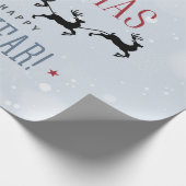 Kerstman en zijn vliegende rendierster Silhouette Cadeaupapier (Hoek)