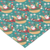 Kerstman in kerstpatroon tafelkleed (Gekanteld)