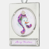 kerstman in Paars roze Pet Verzilverd Banner Ornament (Links)