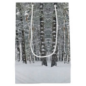 kerstman in sneeuwvlokken medium cadeauzakje (Achterkant)