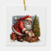Kerstman, kerstboom en cadeaus Gepersonaliseerd Keramisch Ornament (Voorkant)