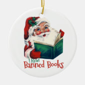 Kerstman leest verboden boeken keramisch ornament (Voorkant)