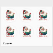 Kerstman leest verboden boeken ronde sticker (Vel)