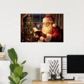 Kerstman lezen bij de kerstboom poster (Thuiskantoor)