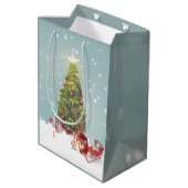 Kerstman met kerstboom medium cadeauzakje (Achterkant Gekanteld)