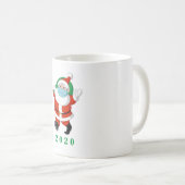 kerstman met medisch masker koffiemok (Voorkant rechts)