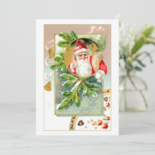  kerstman met traktaties en met sneeuw bedekte den feestdagenkaart (Staand voorkant)