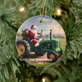 Kerstman Rijden een groene tractor Keramisch Ornament