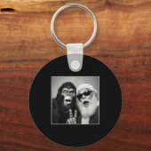 Kerstman Selfie Bigfoot Kerst Grappig Sasquat Sleutelhanger (Voorkant)