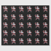 Kerstman speelt Amerikaans Football Kerst Cadeaupapier (Vlak)