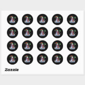 Kerstman speelt bowlingbal en kerstpinnen ronde sticker (Vel)