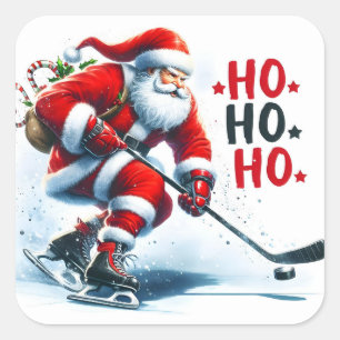 Kerstman speelt hockey op een ijsbaan in de winter vierkante sticker