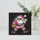 Kerstman speelt softbal als werper Kerstsporten Feestdagenkaart (Staand voorkant)