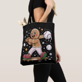 Kerstman van peperkoek als sporter baseballspeler tote bag (Dichtbij)