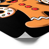 Kerstman van peperkoek met zonnebril met 67 koekje poster (Hoek)