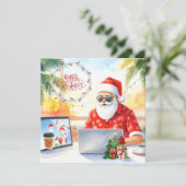 Kerstman werkt op de winkelvloer tijdens de kerstv feestdagenkaart (Staand voorkant)