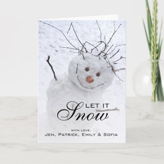 Kerstman zit in een besneeuwde buitenlucht feestdagen kaart (Voorkant)