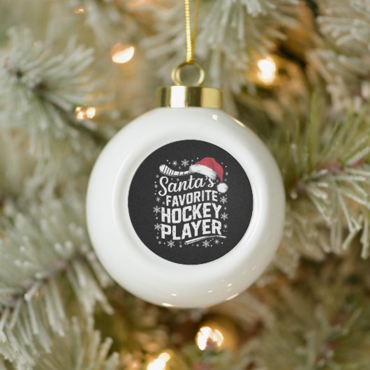 Kerstman's favoriete hockeyspeler Pyjama Kerstmis Keramische Bal Ornament (Boom)