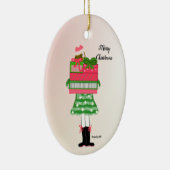 Kerstmeisje, beladen met pakketten keramisch ornament (Rechts)