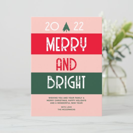 Kerstmis 2022 Retro Merry en helder roze rood Feestdagenkaart (Staand voorkant)