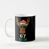 Kerstmis 67 Meme-ontwerp Grappig Zes Zeven Handen  Koffiemok (Links)