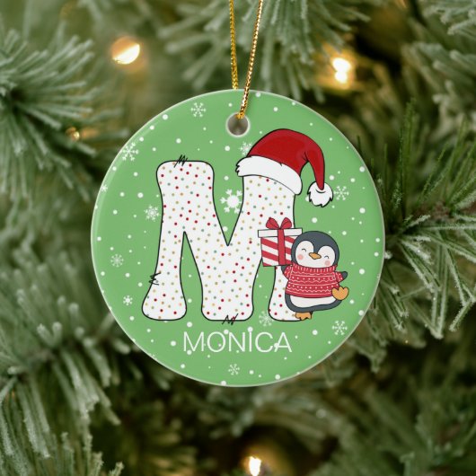 Kerstmis Alphabet M Santa Hat Penguin Sneeuwvlok Keramisch Ornament (Boom)