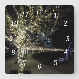Kerstmis bij de wandklok van Klyde Warren Park