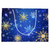 Kerstmis Blau Achtergrond met Gouden Sneeuwvlokken Groot Cadeauzakje (Achterkant)
