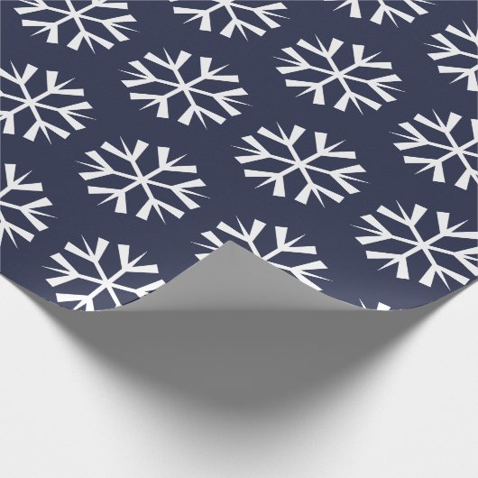 Kerstmis Blauw en Wit Sneeuwvlokken Patroon Cadeaupapier (Hoek)