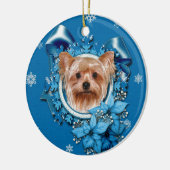 Kerstmis - Blue Snowflakes - Yorkshire Terrier Keramisch Ornament (Links)